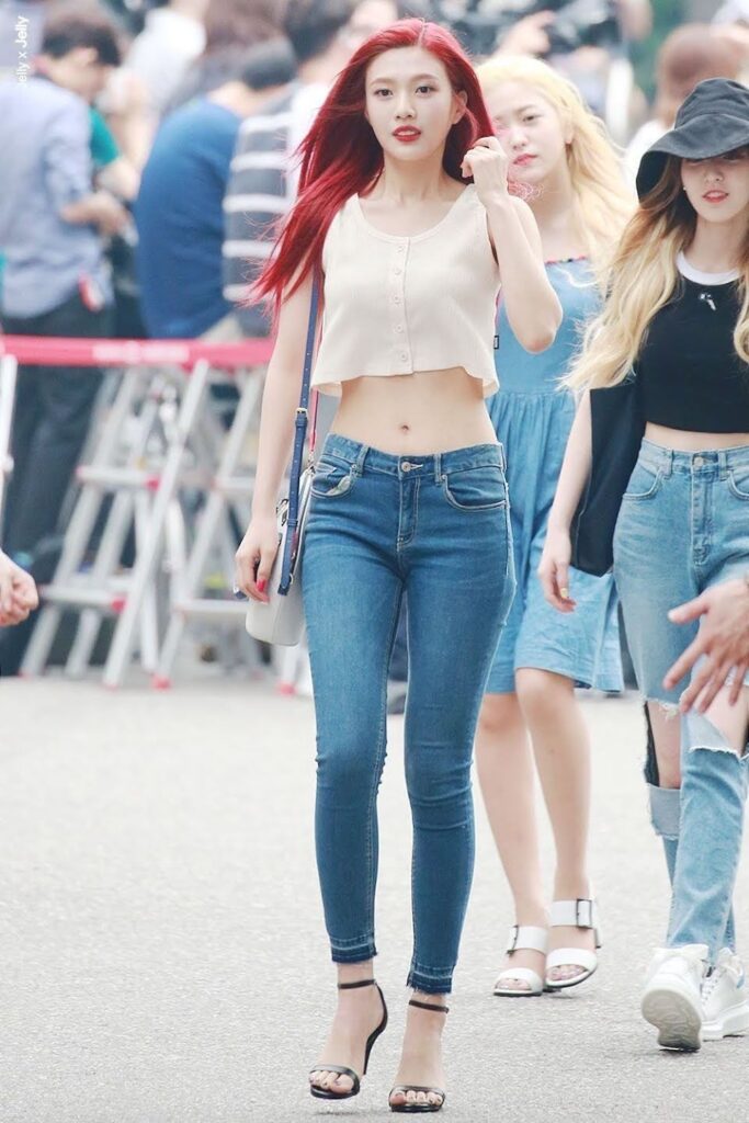 Джой (Red Velvet) — 167 см
