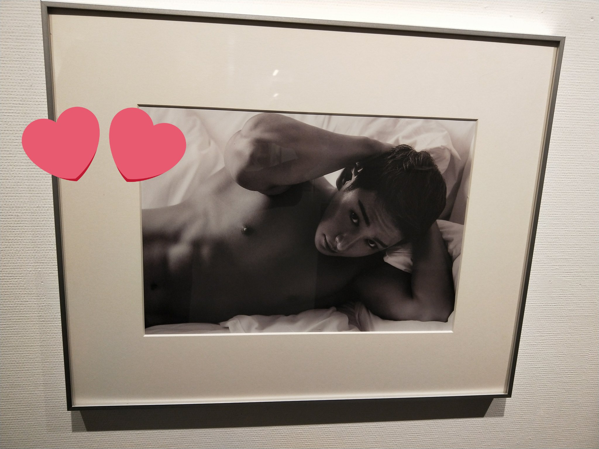 Посмотрите на горячую фотовыставку Вонхо