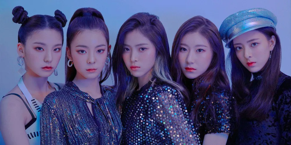 Кто из участниц ITZY всё ещё не был на Artist Of The Month?