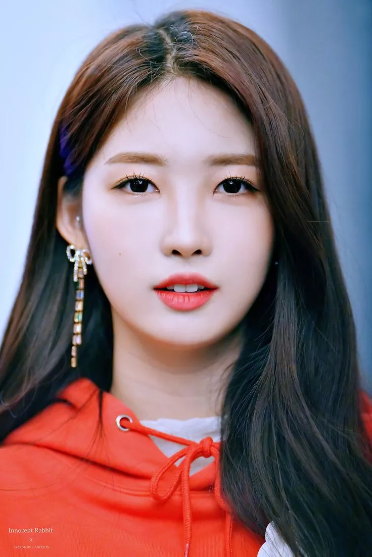 У тебя есть родинки на лице ?