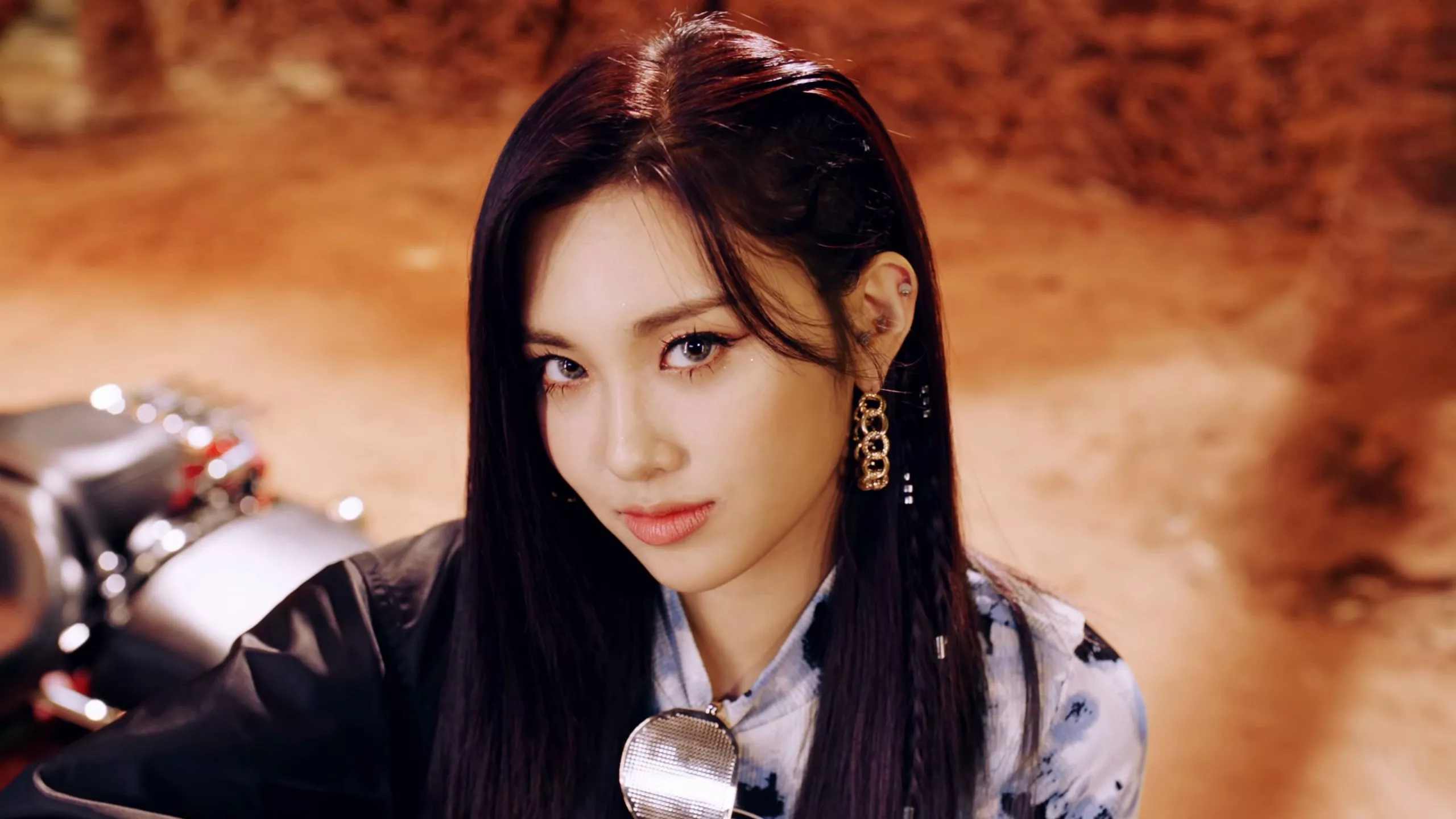 Взяла б ты себе псевдоним ?