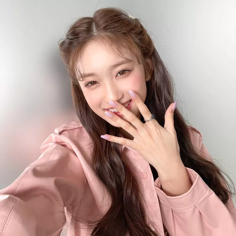 Айдолы, родившиеся в 2007 году