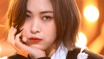 ITZY выглядят как безупречные королевы на потрясающих HD фотографиях с перформанса "Cheshire"