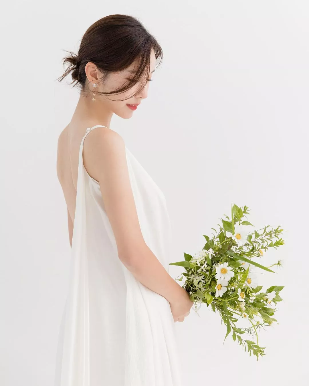 Yaongyi вышла замуж