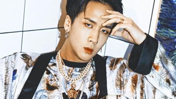 Сообщается, что документы об освобождении от военной службы VIXX Рави были найдены в телефоне нелегального брокера