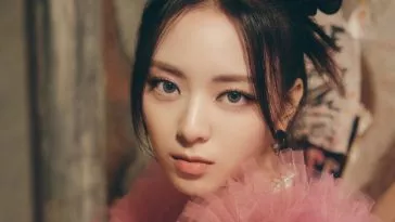 Юна из ITZY выбывает из расписания + откладывает мероприятие по состоянию здоровья