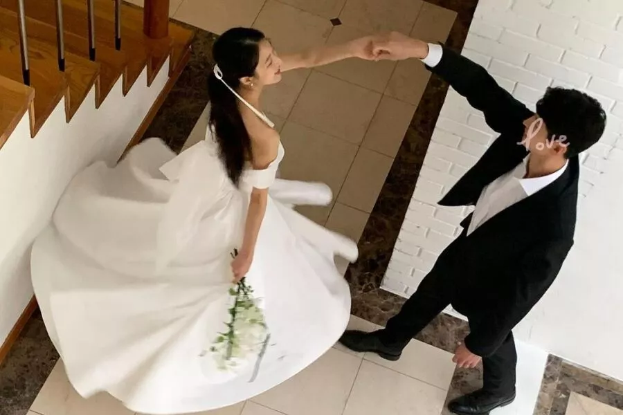 Бывшая участница 9MUSES Минха объявила о свадьбе с помощью романтического видео и душевного письма