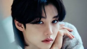 Феликс из Stray Kids назначен почетным членом клуба Save The Children за постоянные пожертвования