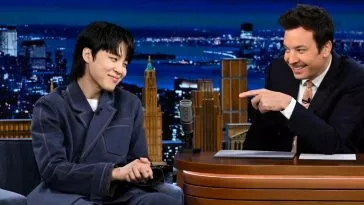 Чимин из BTS впервые исполнит песню "Like Crazy" на "The Tonight Show Starring Jimmy Fallon"