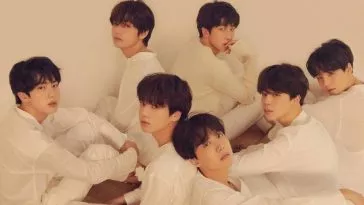 Клип "FAKE LOVE" стала шестым клипом BTS, который набрал 1,2 миллиарда просмотров