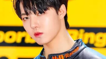 Фанаты Xikers обеспокоены серьезностью травмы колена Чонхуна