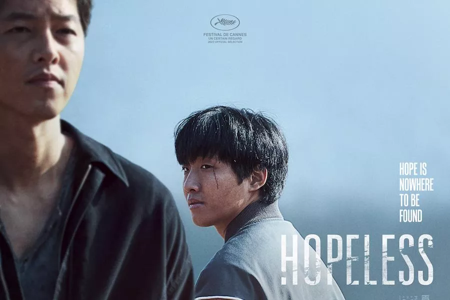Сон Чжун Ки и Хон Са Бин сталкиваются друг с другом на постере к предстоящему фильму в стиле нуар "Хваран"