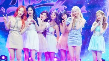 Cherry Bullet проведут первую фан-встречу после дебюта