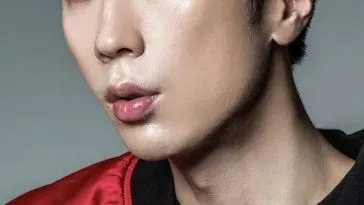 Легендарный айдол первого поколения спас своего деда из Северной Кореи