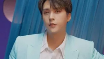 Сон Донун из Highlight объявил о свадьбе в письме, написанном от руки