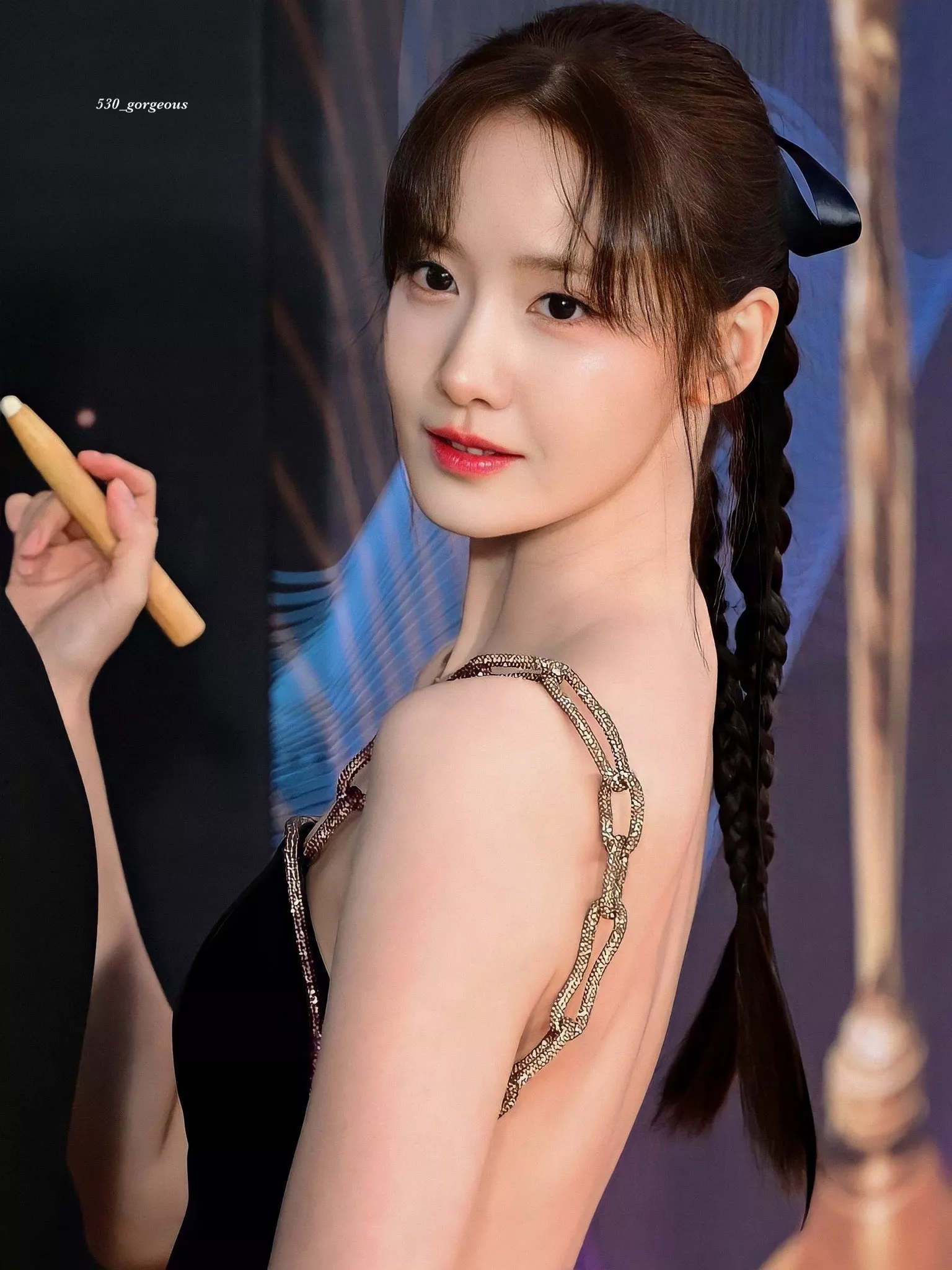 Нетизены призывают Юну из Girls' Generation сменить визажиста и парикмахера