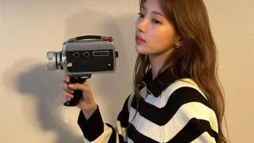 Какой цвет волос выбирают корейские знаменитости для этой осени? Какой цвет волос выбирают корейские знаменитости для этой осени?