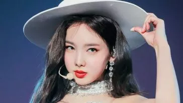 Наён из TWICE выиграла судебный процесс по долгу в 600 млн. вон: "Я не должна возвращать долг бывшему любовнику мамы" Наён из TWICE выиграла судебный процесс по долгу в 600 млн. вон: "Я не должна возвращать долг бывшему любовнику мамы"