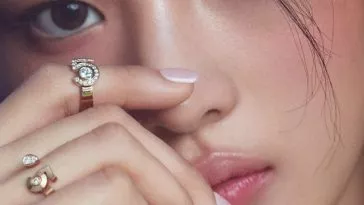 [Фото] Зрительный контакт с Минджи в Harper's Bazaar