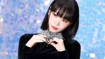 Ким Чхэвон из LE SSERAFIM возобновляет свою деятельность