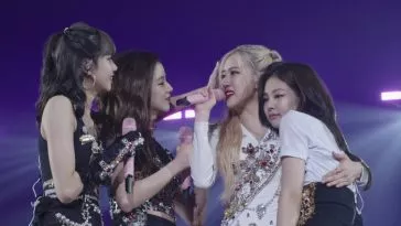 Почему BLACKPINK так трудно переподписать контракт? "Цена Лисы достигла 100 миллиардов вон"