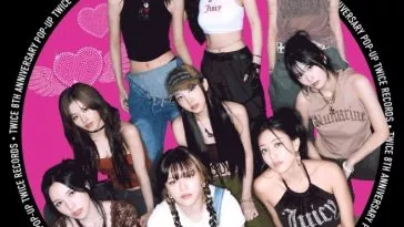 Восьмая годовщина дебюта TWICE: от поп-ап магазина до встречи с поклонниками