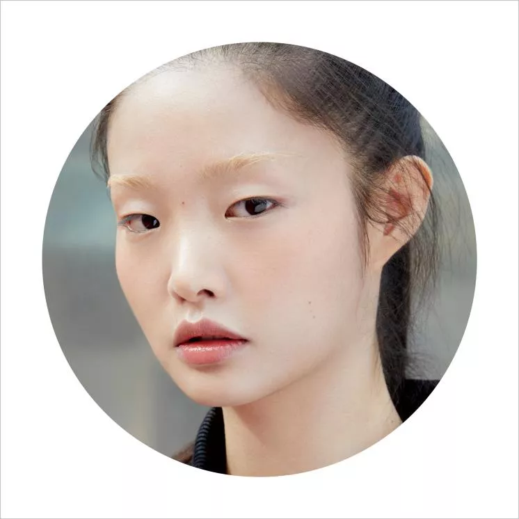 4 тренда в макияже, которые перешли с подиумов на улицы Сеула
