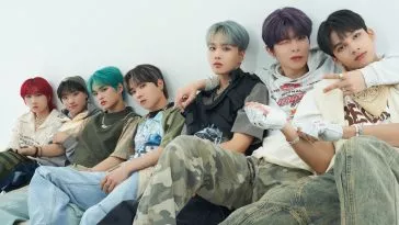 EASTSHINE открывают предзаказ на дебютный альбом "EMBERS"