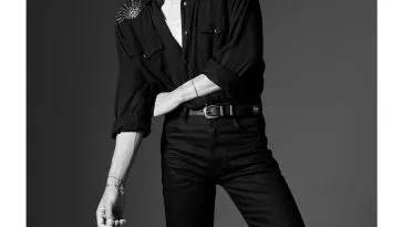 Ви из BTS продемонстрировал свои завораживающие флюиды на портрете CELINE Ви из BTS продемонстрировал свои завораживающие флюиды на портрете CELINE