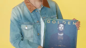 Чонгук из BTS рассказал, почему все песни из альбома "GOLDEN" записаны на английском языке