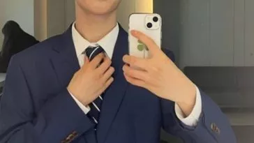 Школьник Чон Дон Вон приобрел жилье стоимостью 137 млн. руб. по соседству с Лим Ён Уном