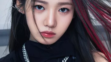 YG выложили фото и видео с третьей участницей Baby Monster, Ророй