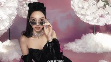 Наён из TWICE сияет как драгоценный камень в праздничной кампании Swarovski