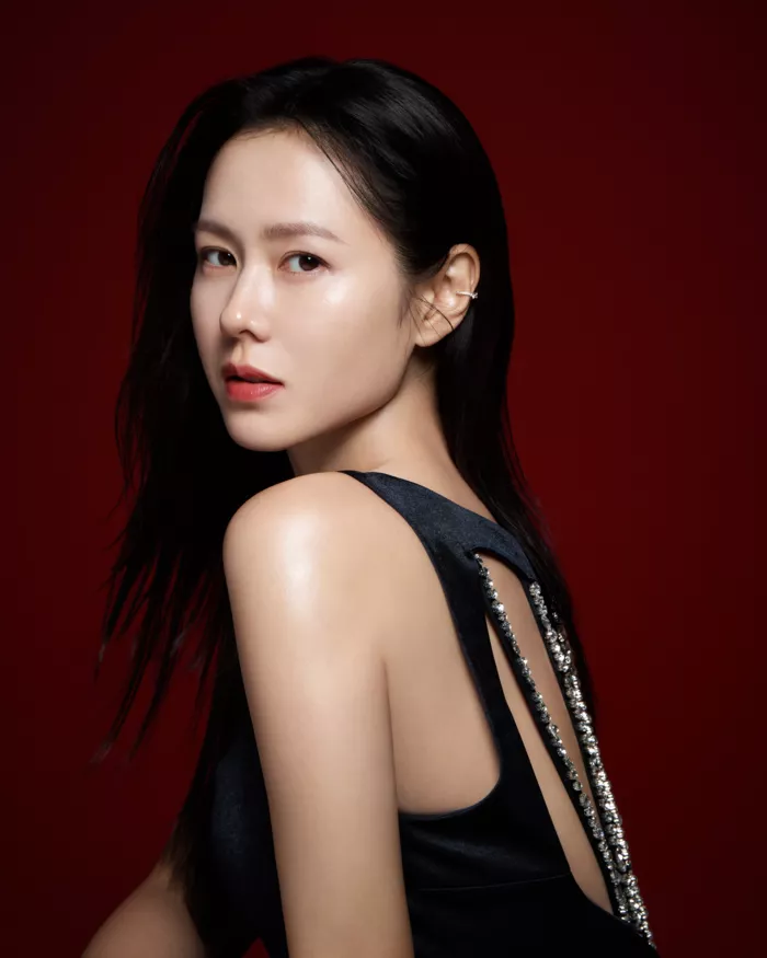 Актриса Сон Е Чжин стала новым лицом косметического бренда KOHONJIN