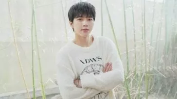 Агентство Нам У Хёна сообщило, что ему была сделана операция по удалению опухоли, которую обнаружили еще 2 года назад