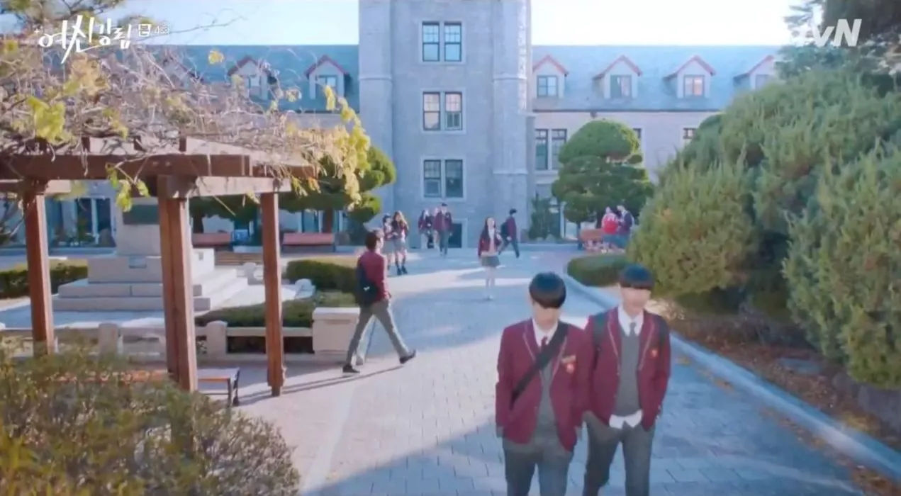 Путешествие по клипам Stray Kids: 8 локаций съемок в Южной Корее