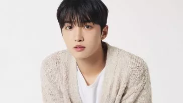 Бывший участник UP10TION Сонюль подписывает эксклюзивный контракт с Redstart ENM Бывший участник UP10TION Сонюль подписывает эксклюзивный контракт с Redstart ENM