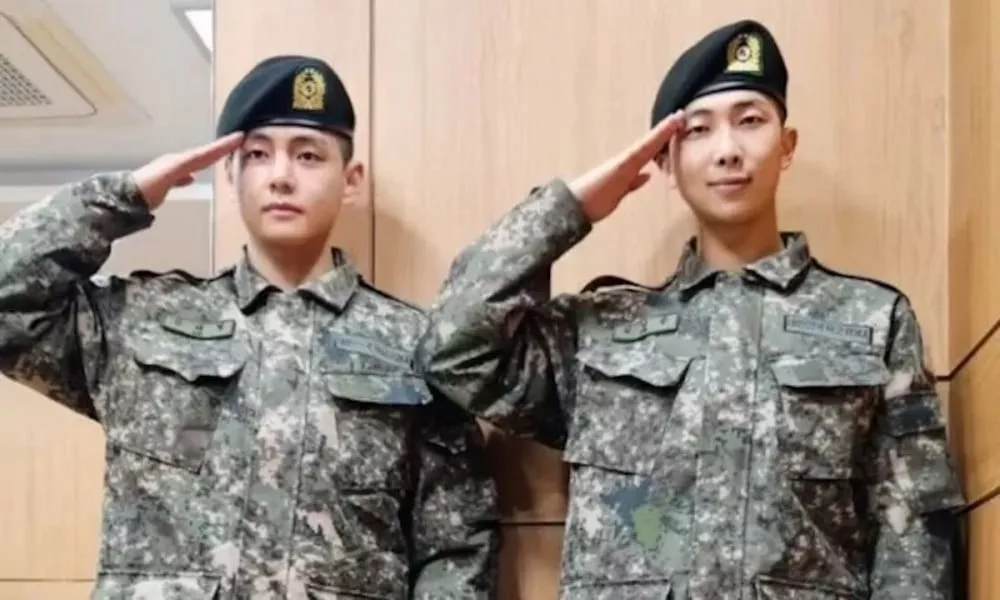 RM и Ви из BTS выглядят потрясающе на последнем обновлении из армии