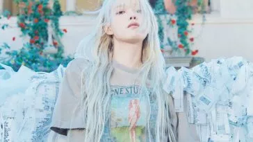 IU представила захватывающий треклист для своего предстоящего 6-го мини-альбома "The Winning"