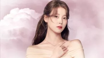 Певица и актриса IU излучает загадочность в рекламной кампании J.ESTINA