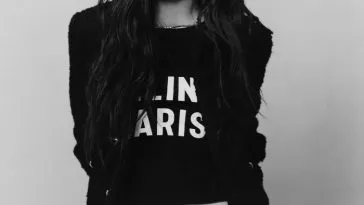 Даниэль из NewJeans назначена глобальным амбассадором CELINE... А как же Лиса?