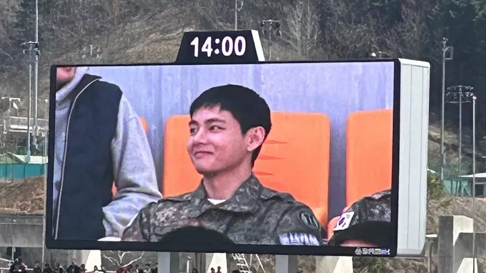RM и Ви из BTS поделились новостями из армии