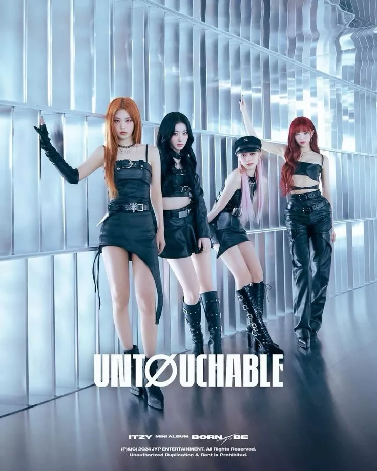 UNTOUCHABLE  (ITZY)